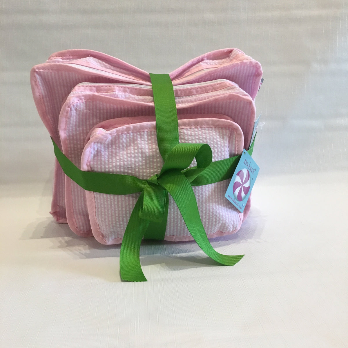 Embroidered Monogram Seersucker Stacking Set Pink